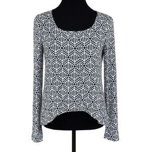 Blu Pepper Navy Geometric Cutout Back Long Sleeve Top Size Medium NWT